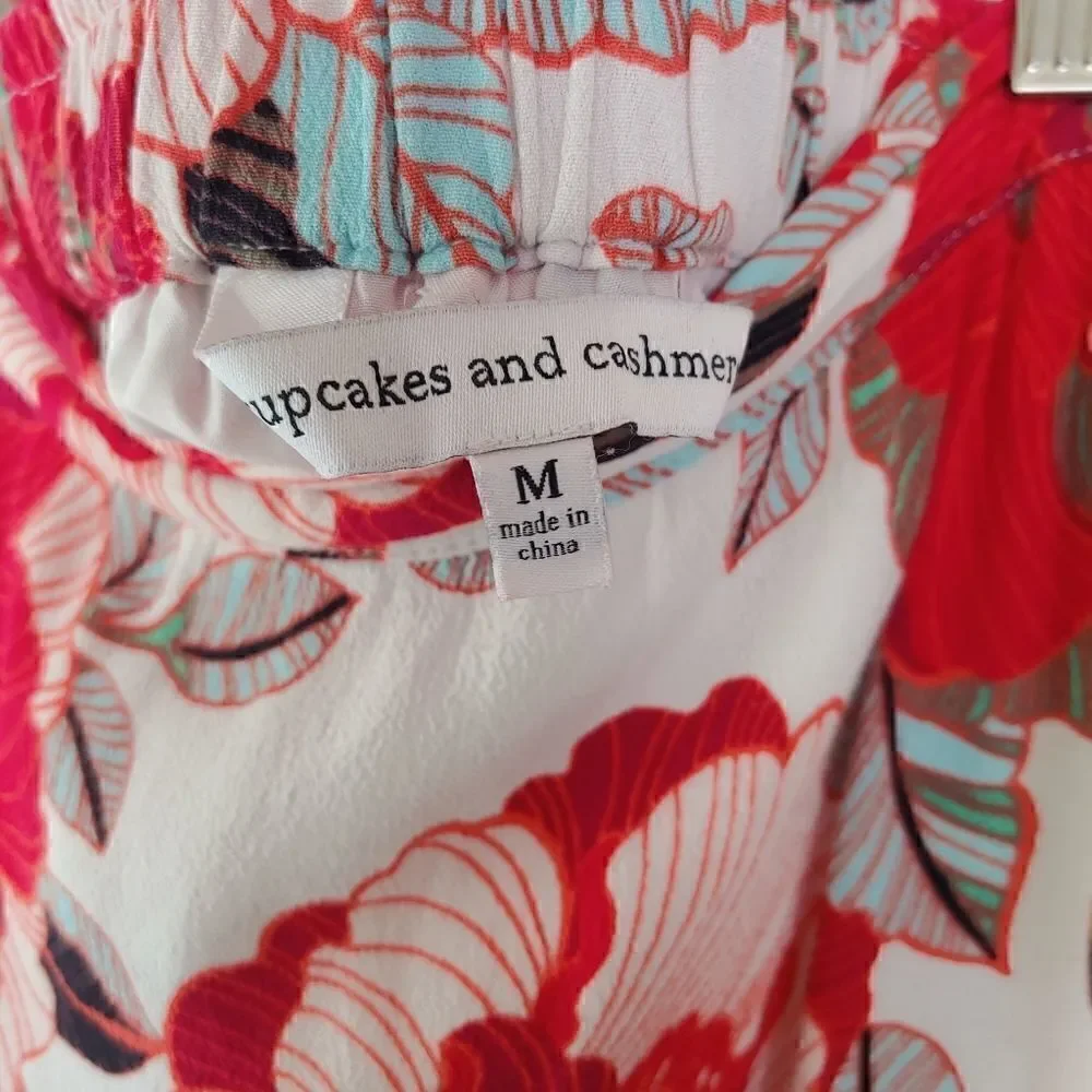 Cupcakes & Cashmere Side Slit Floral Red White Black Skirt Medium